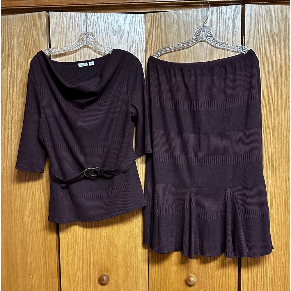 Women’s skirt set